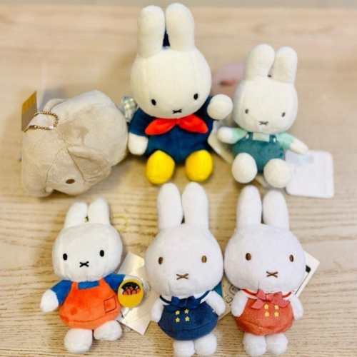花點甜-現貨 miffy米飛大賞吊飾/豪斯登堡手提包/水手服娃娃別針吊飾/絨毛大象吊飾/包包掛飾