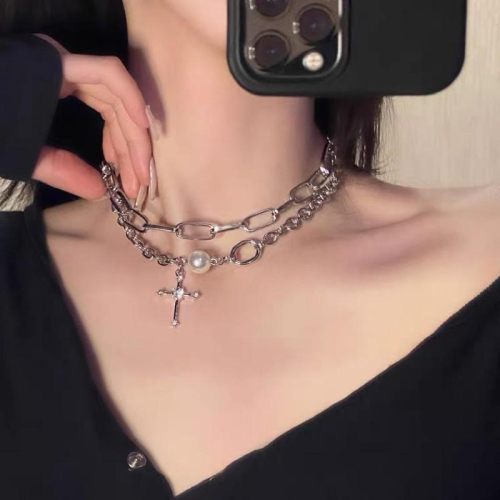 ????????｜現貨｜十字架雙層疊戴項鍊女ins嘻哈冷淡風脖頸鏈氣質鎖骨鏈