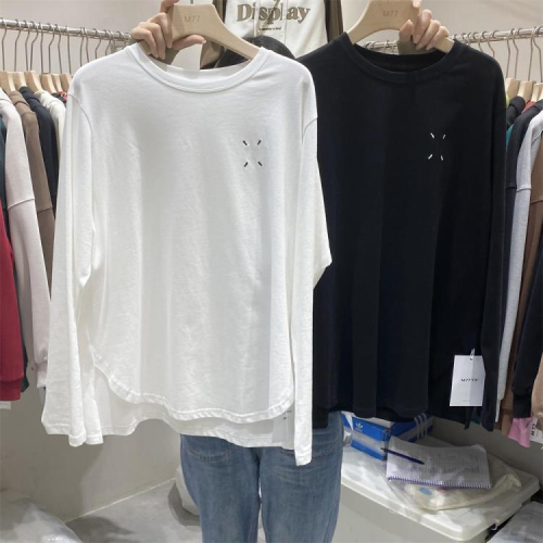 DearGod正韓女裝M77秋冬新款正韓百搭顯瘦設計感開叉刺繡磨毛圓領長袖T恤女打底衫
