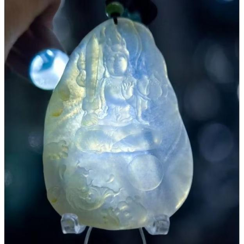 天然緬甸A貨翡翠 冰三彩 冰玻 虛空藏菩薩 帶冰黃 法相莊嚴 種老肉細。透字無壓力。附證書