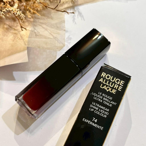 chanel 香奈兒 超炫耀釉光唇萃 5.5ml 唇油 唇露 潤唇 正品 全新百貨專櫃貨